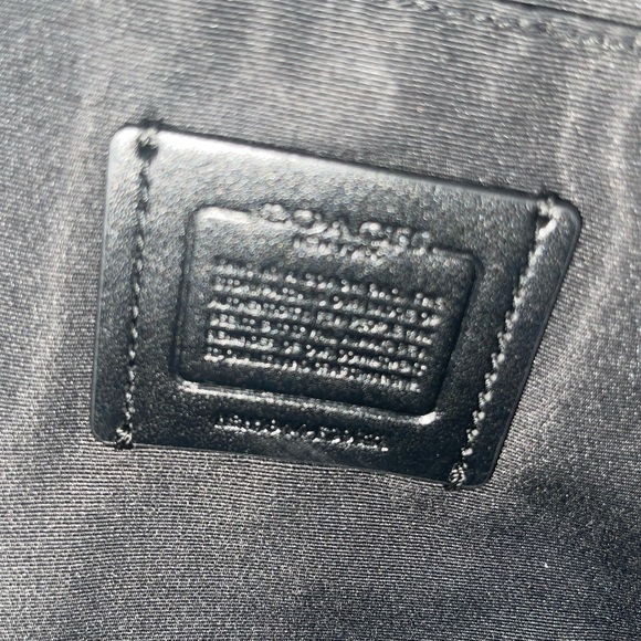 COPY - Coach Signature Canvas Laptop Bag/ Briefcase - Picture 2 of 4